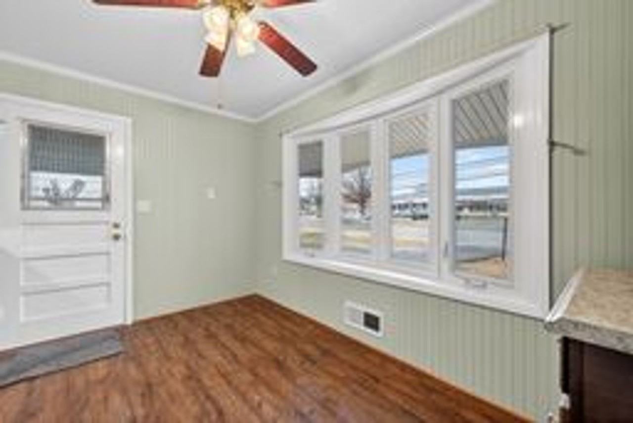 17504 Redland Rd - Photo 5 of 19