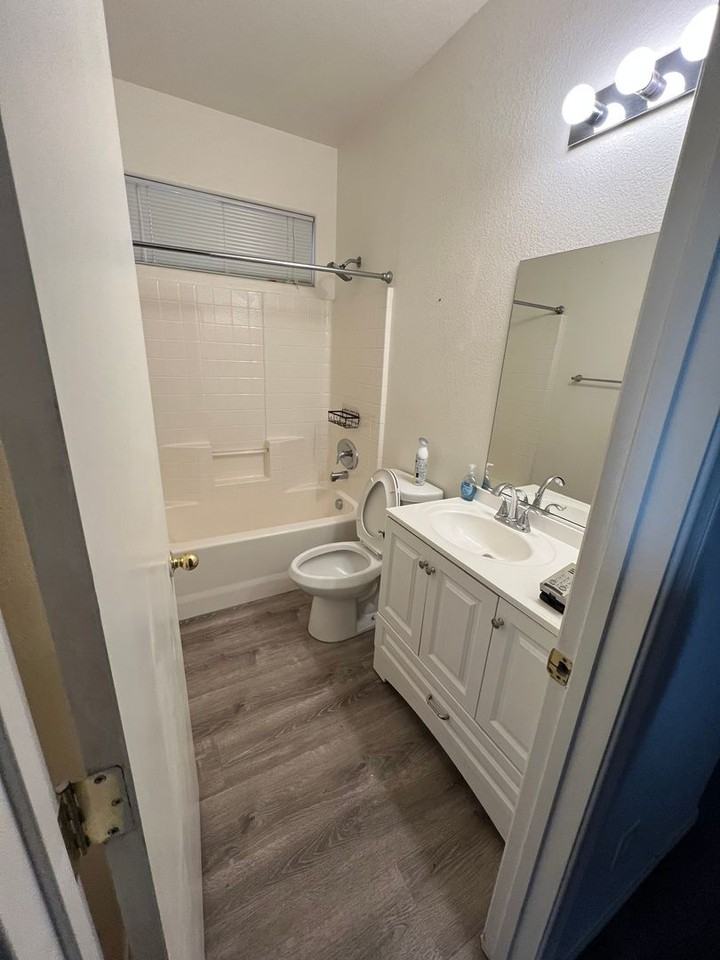 6842 Mesita Ave - Photo 5 of 20