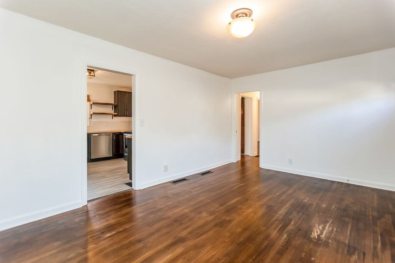 540 Church Rd Se - Photo 6 of 19