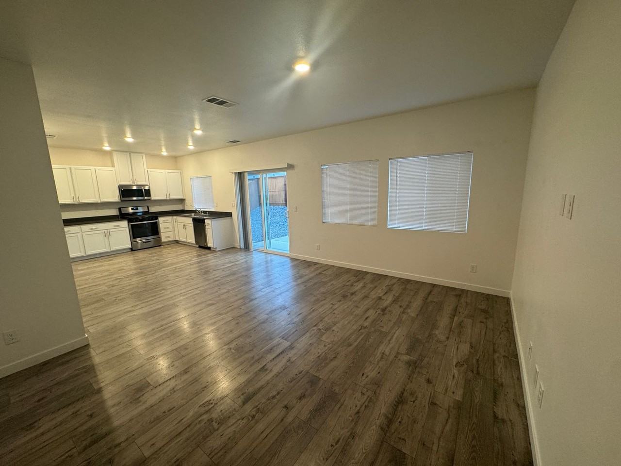 432 Summer Triangle Dr #1 - Photo 3 of 18