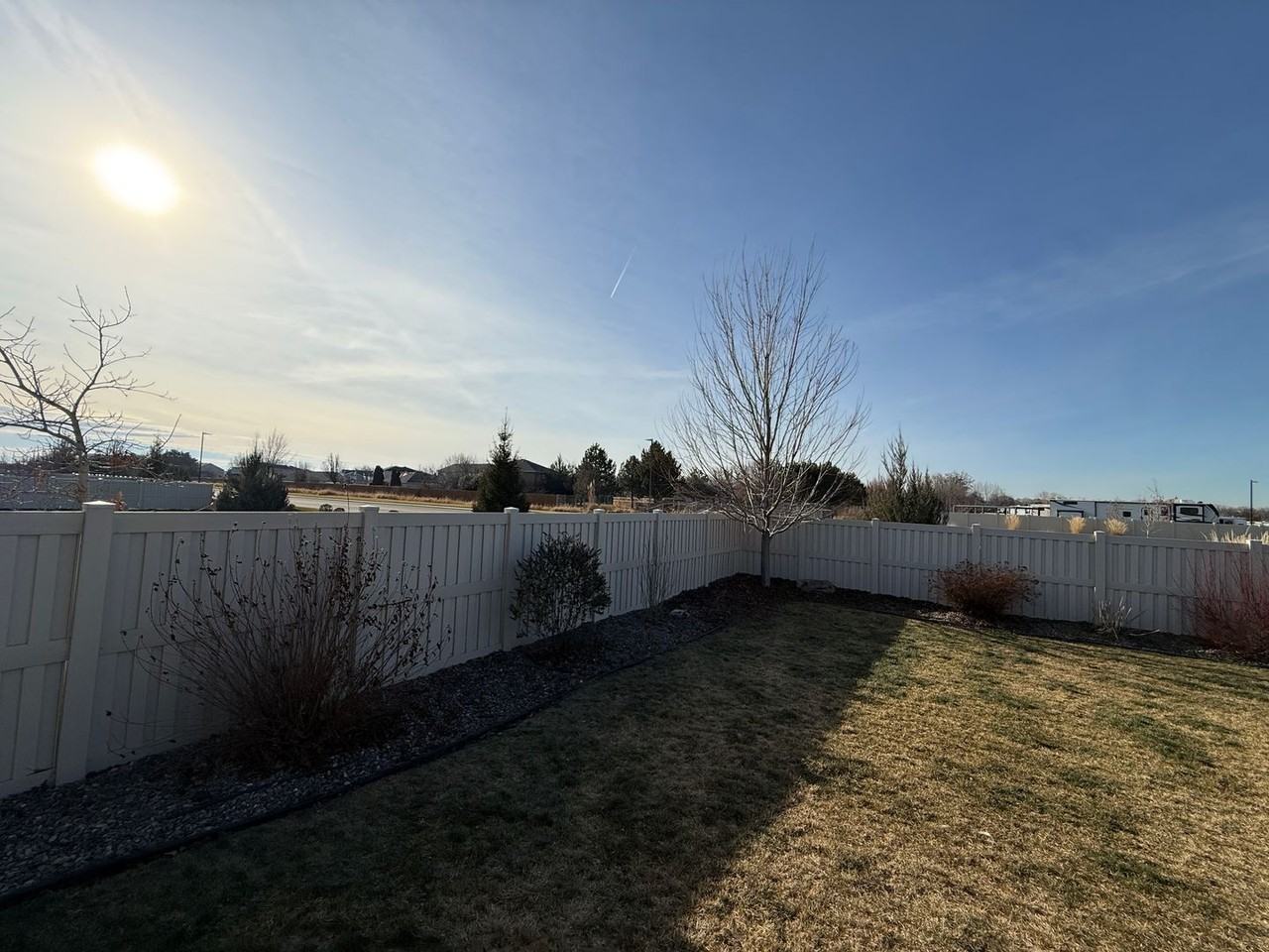 101 N Voyage Ave - Photo 3 of 35