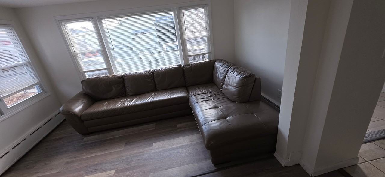 1609 Sewall Ave - Photo 6 of 19