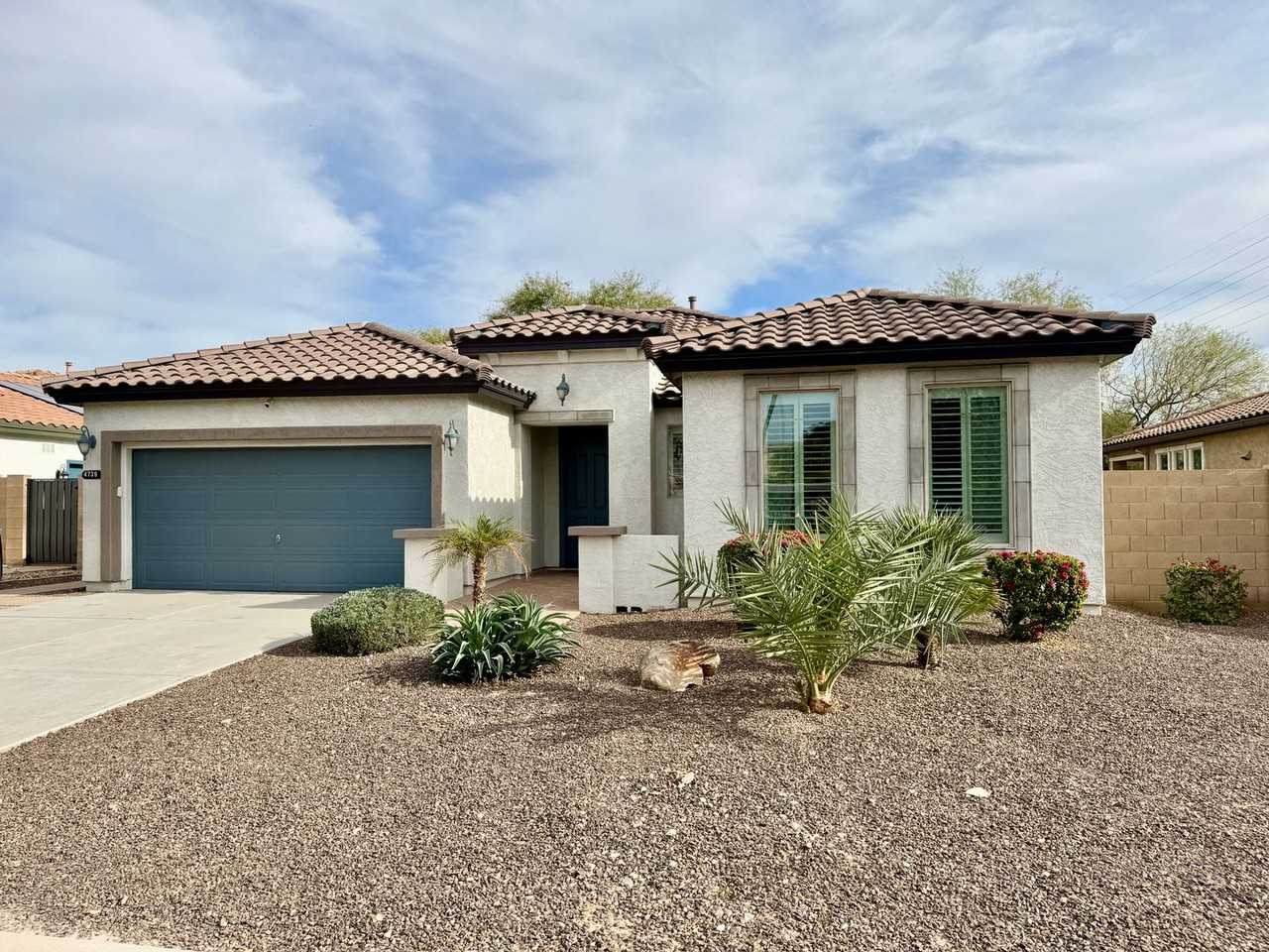 4739 S Leisure Way - Photo 2 of 33