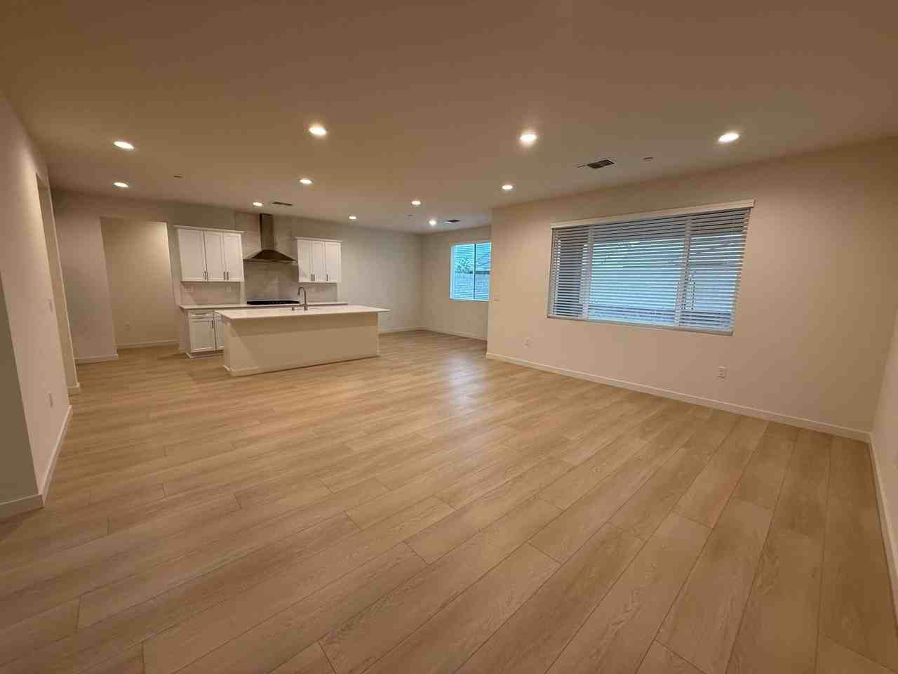 12707 Kinnick Ct - Photo 3 of 15