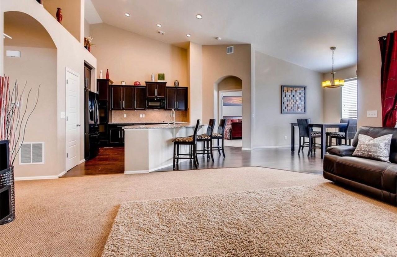 19402 Dunraven St - Photo 3 of 12