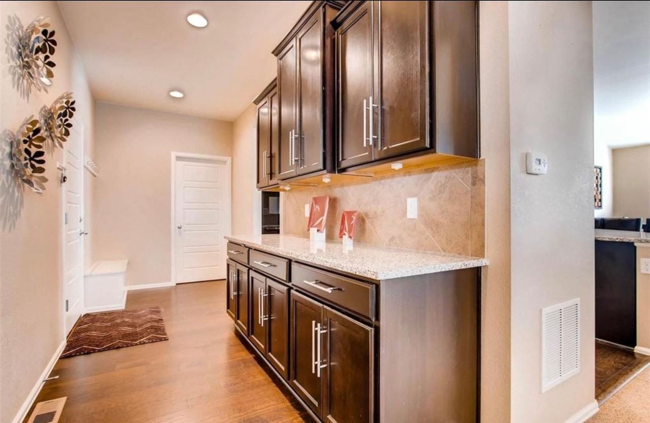 19402 Dunraven St - Photo 7 of 12