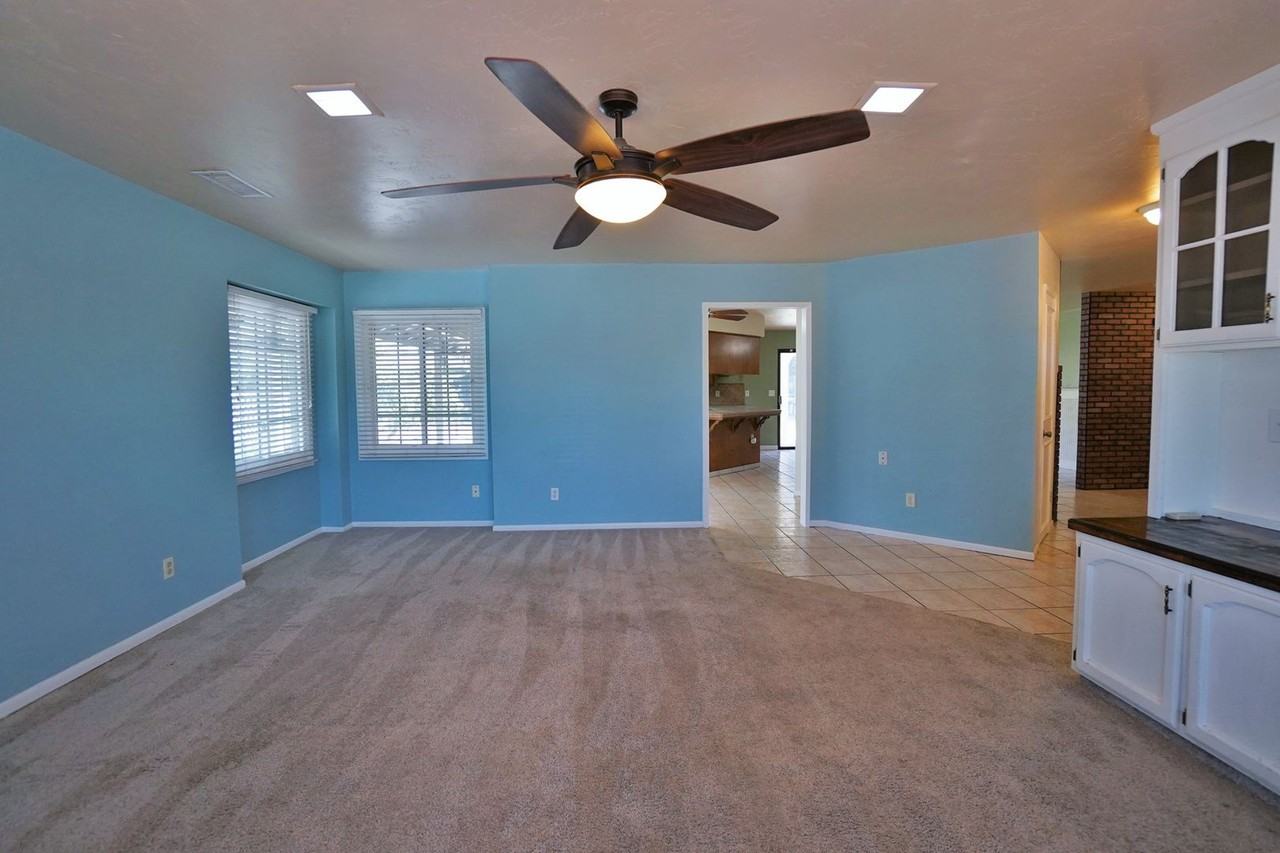 2475 Santa Lucia Ct - Photo 3 of 10