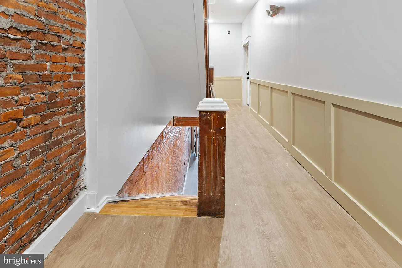 900 N 41st St - Photo 3 of 17