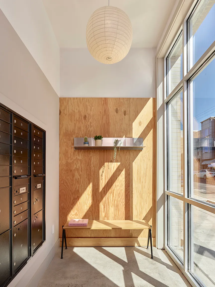 2406 Frankford Ave - Photo 5 of 50