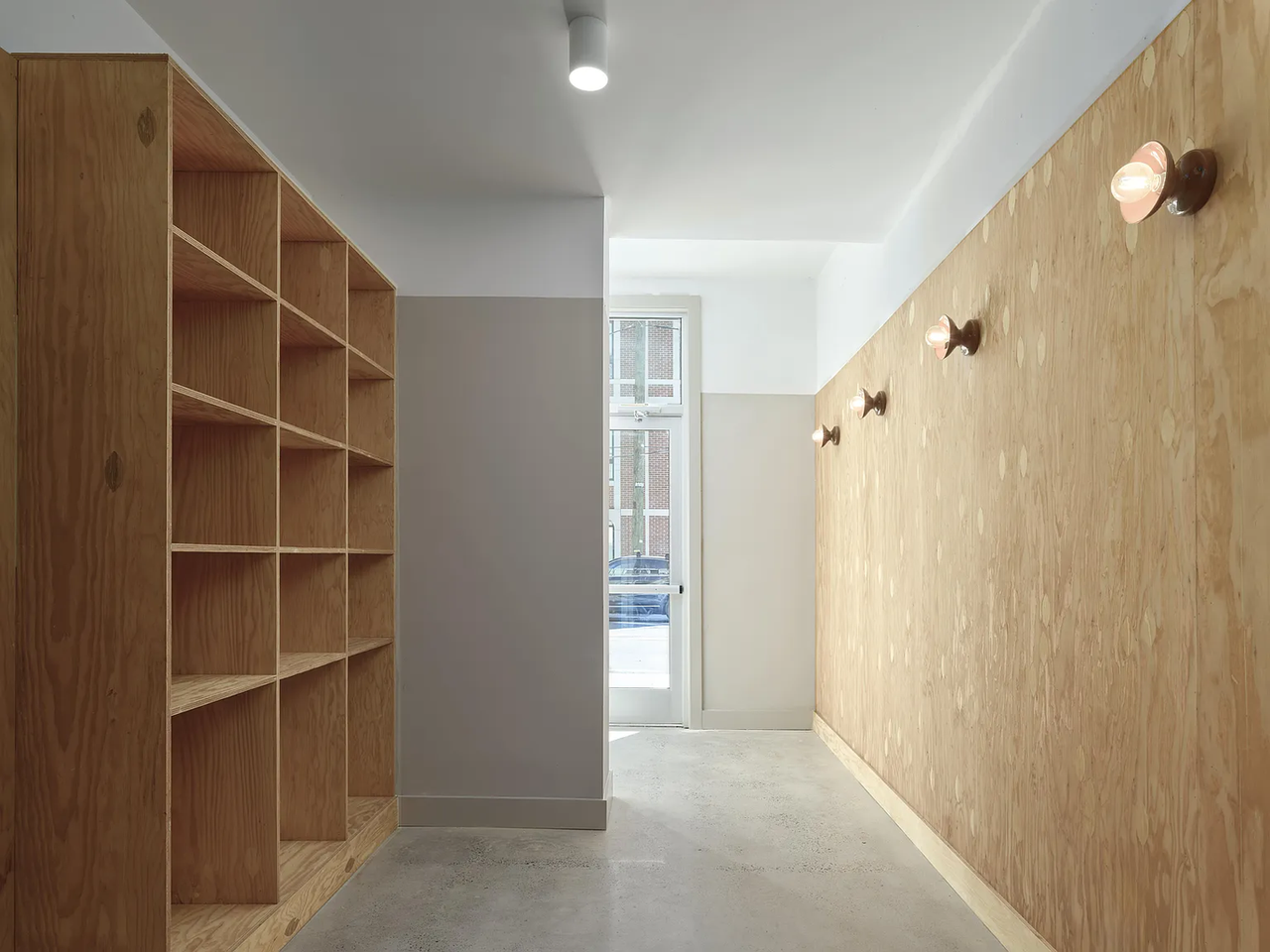 2406 Frankford Ave - Photo 6 of 50