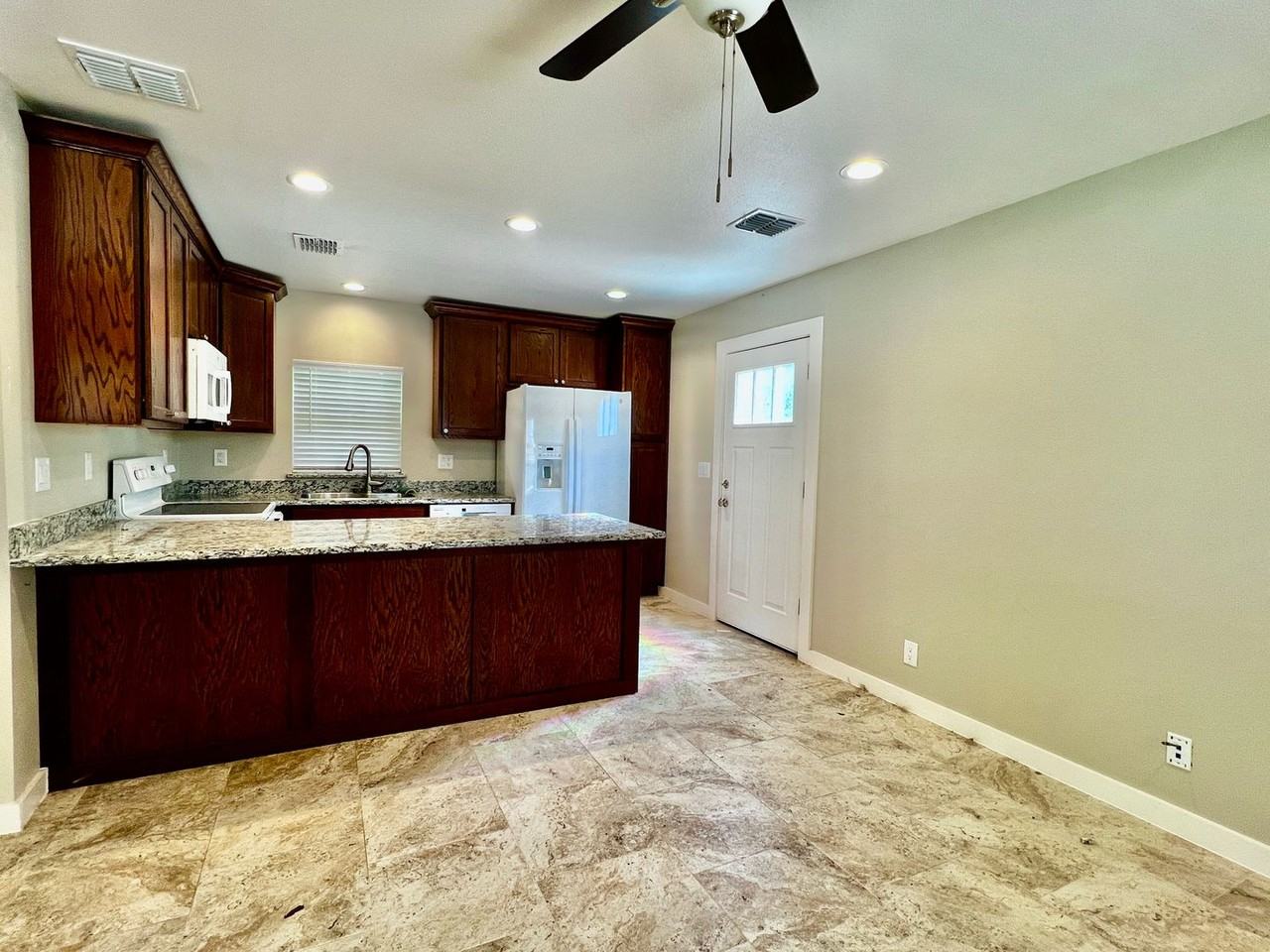 333 Guadalupe St - Photo 2 of 16