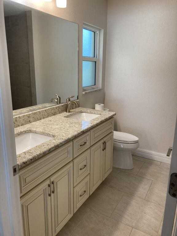 1641 S San Mateo Dr - Photo 6 of 8