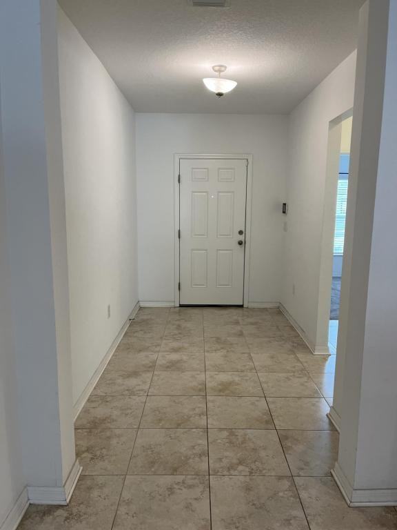 12218 Gothic Rd - Photo 5 of 31