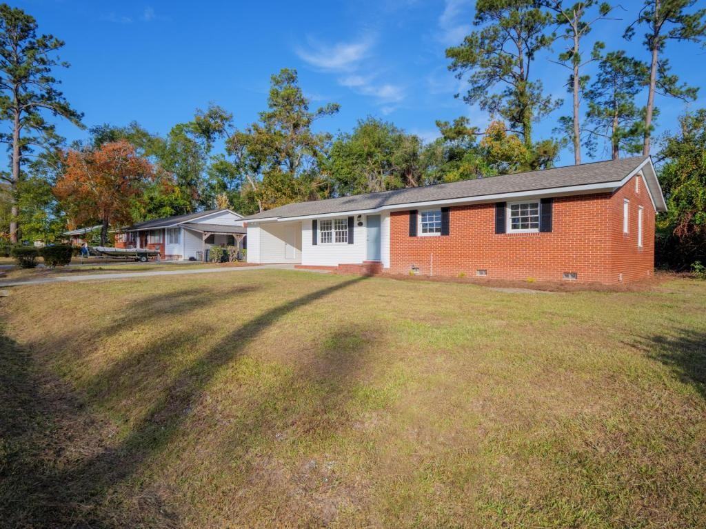 2323 Frederick Pl - Photo 3 of 35