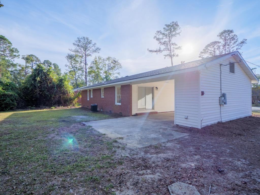 2323 Frederick Pl - Photo 6 of 35