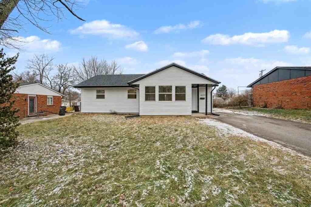 4201 Lobata Pl - Photo 2 of 29