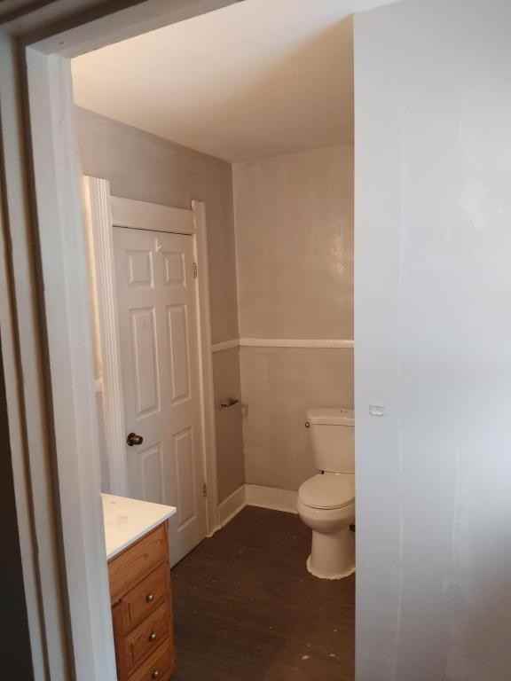 87 Vennum Ave - Photo 2 of 10