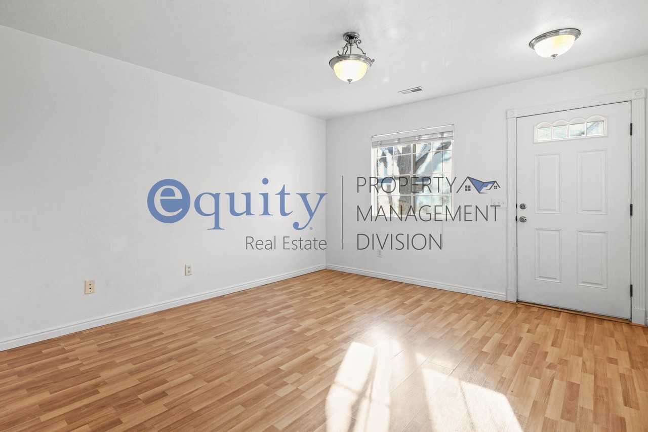 377 E Newsome Park Ln - Photo 2 of 24