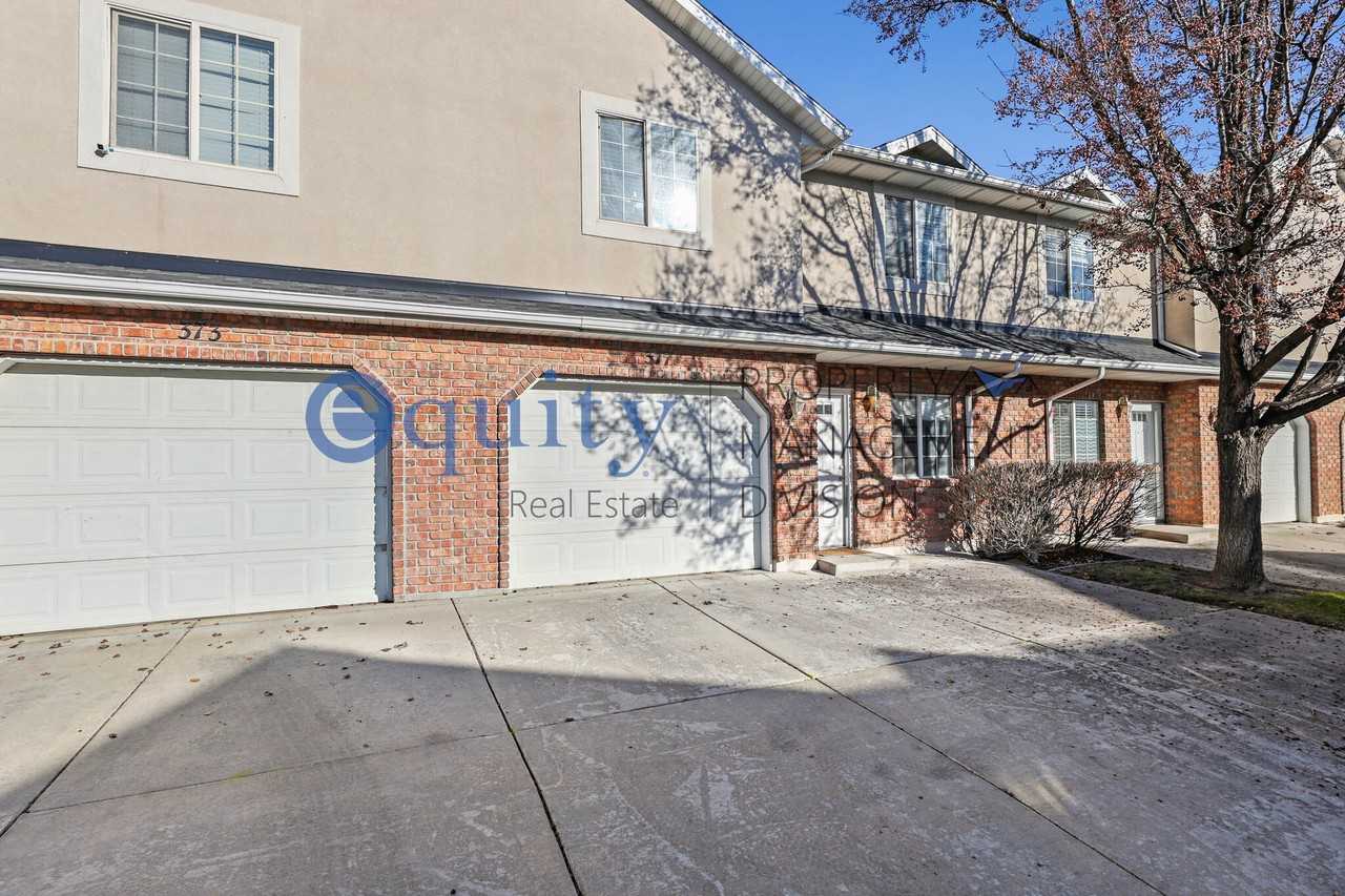 377 E Newsome Park Ln - Photo 3 of 24