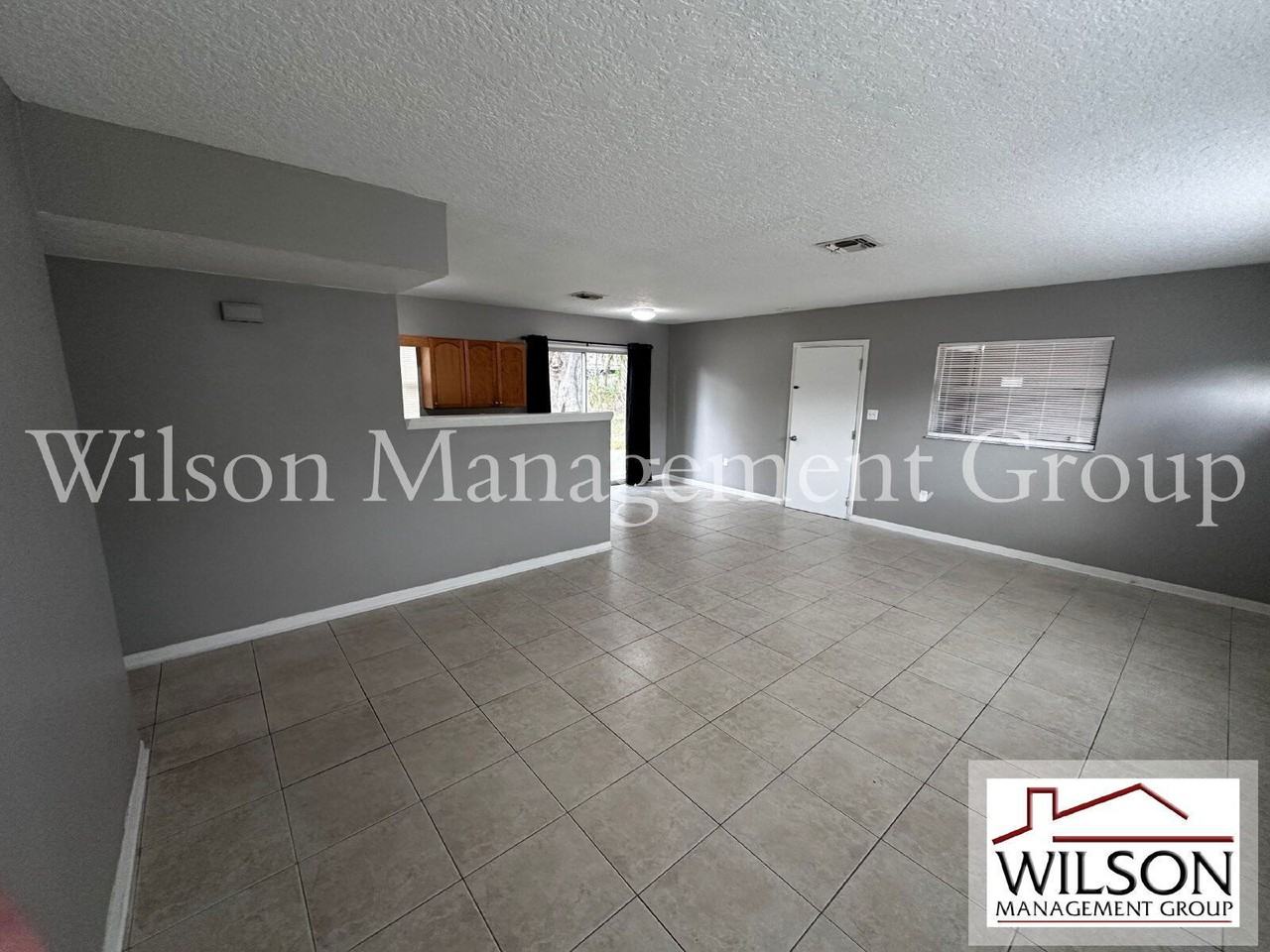 900 Jamela Dr - Photo 7 of 18