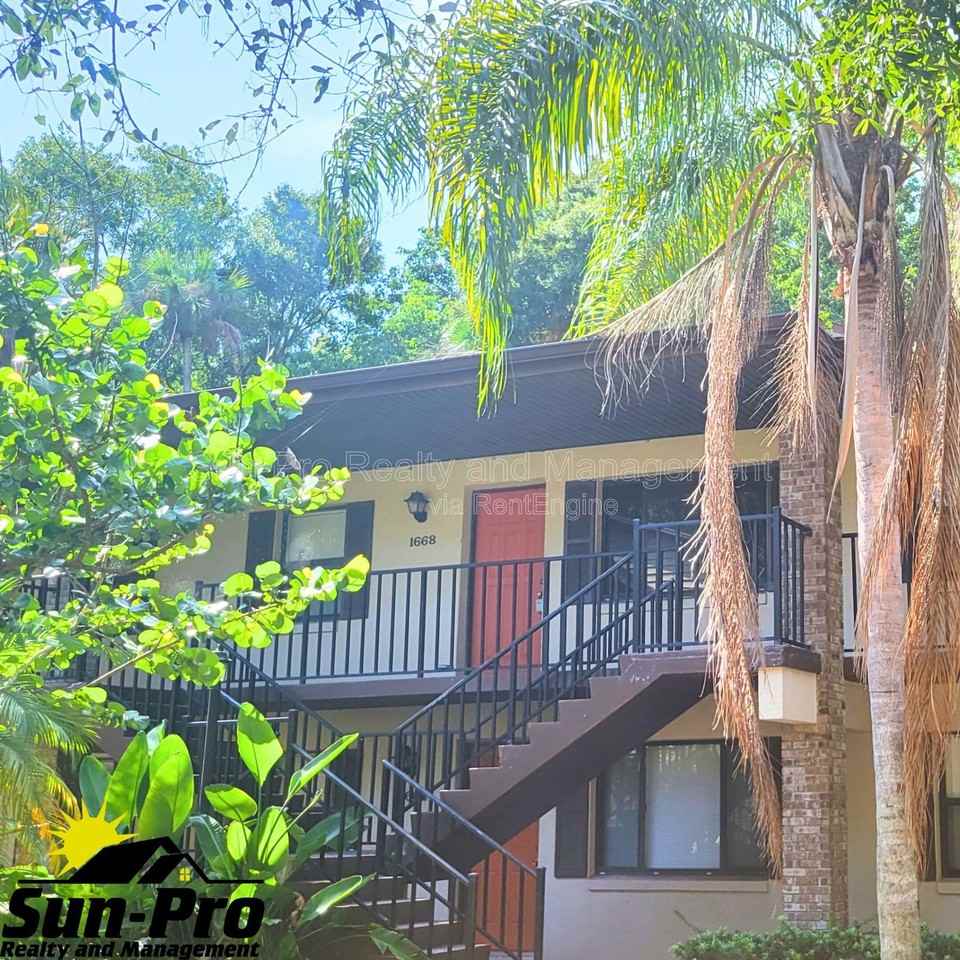 1668 Spring Garden Ct