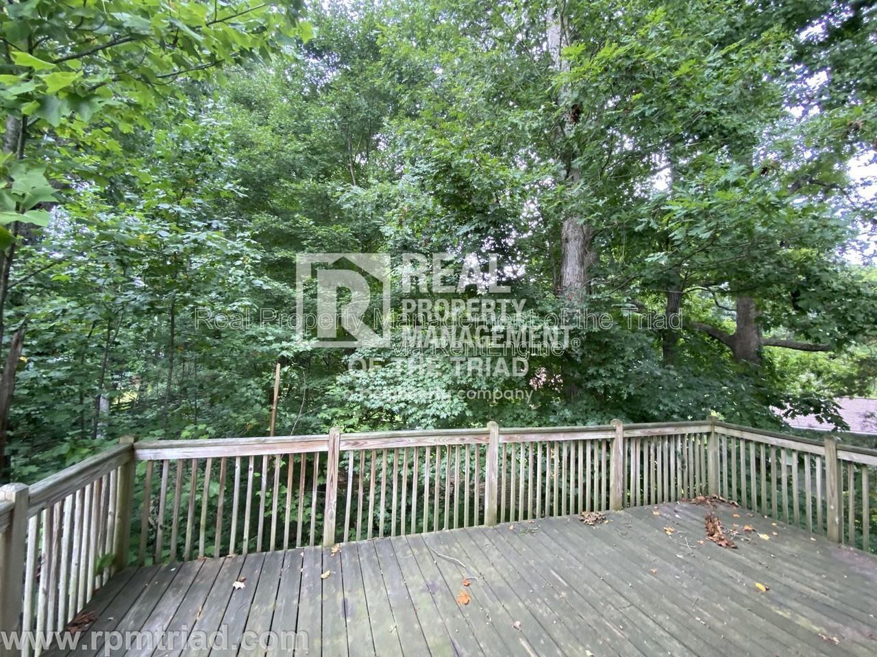 3045 Heather View Ct - Photo 5 of 20