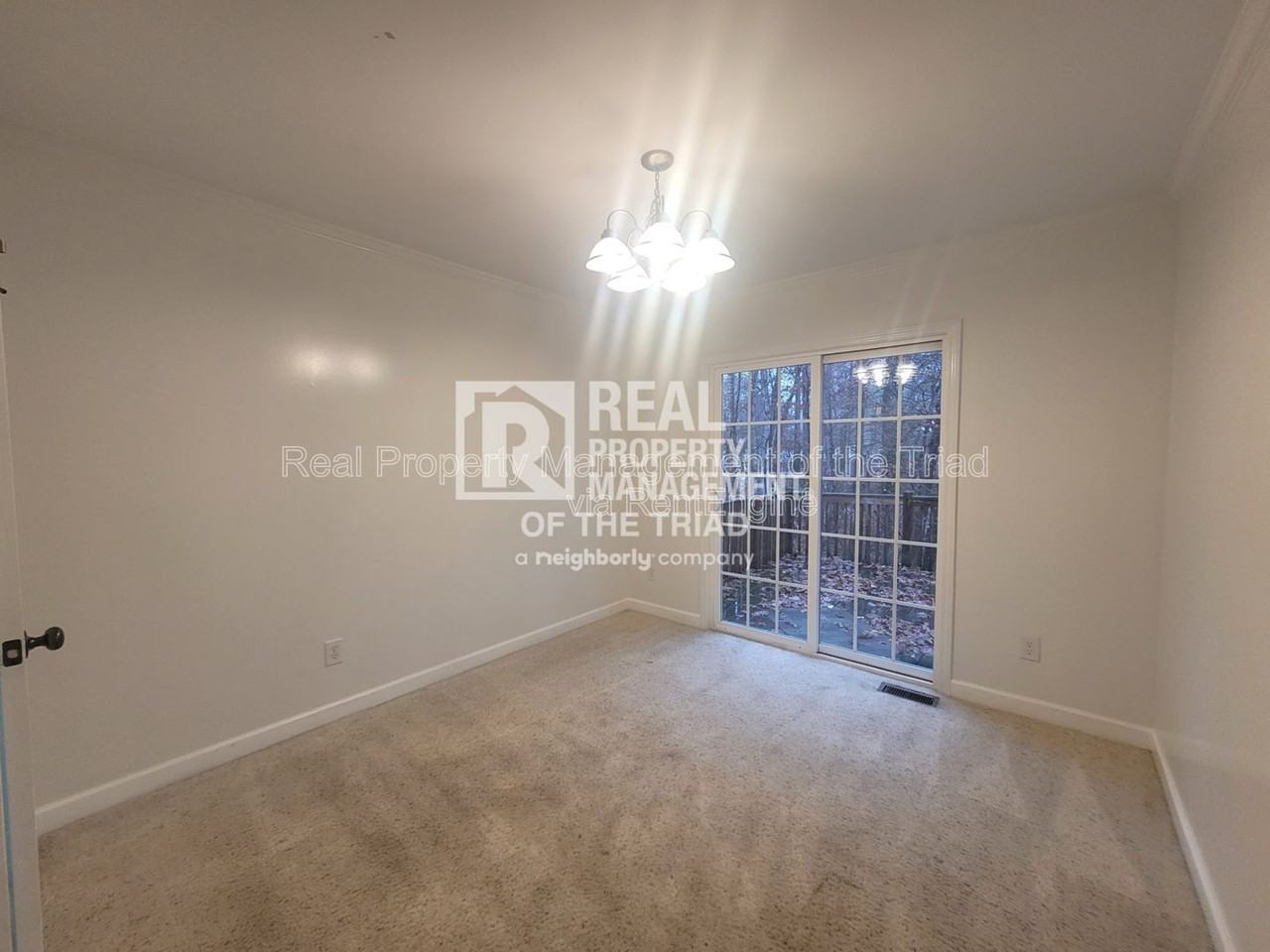 3045 Heather View Ct - Photo 6 of 20