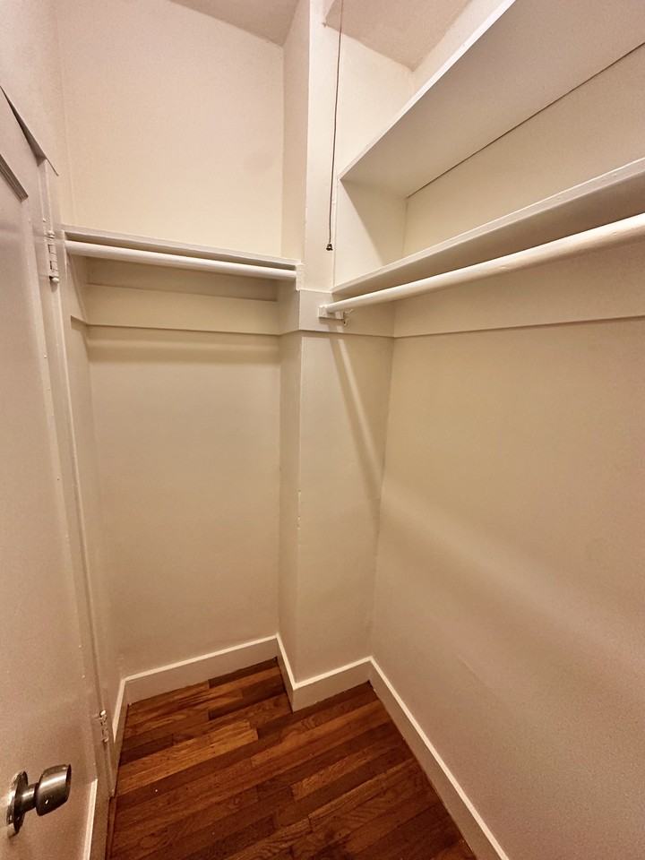 840 Geary St #12 - Photo 5 of 12