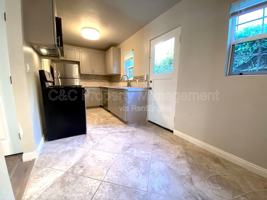 featured image of 114 Maple St #3