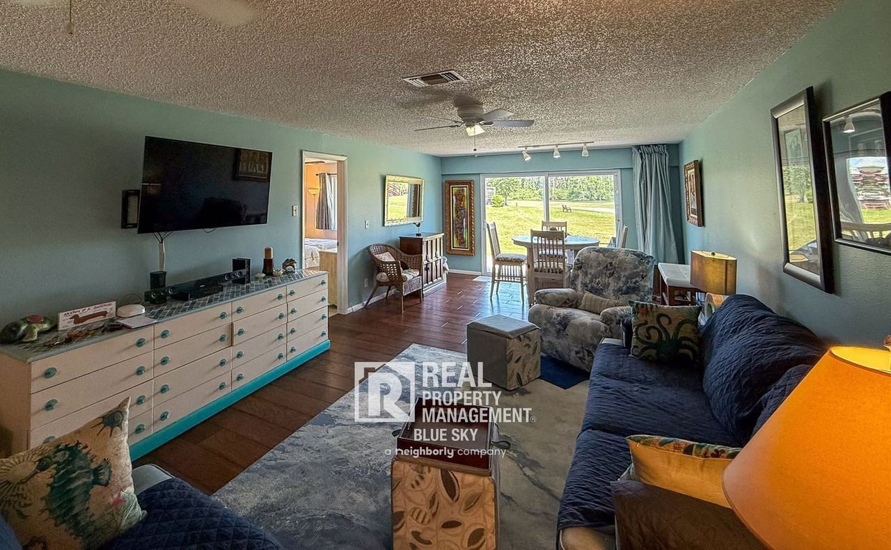 9639 Greenskeeper Dr - Photo 6 of 24