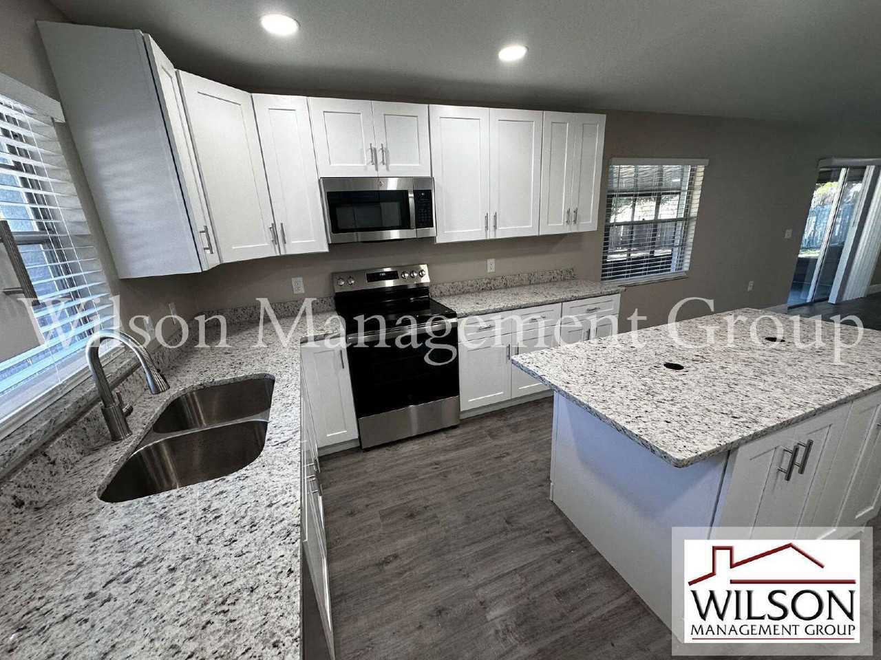 2847 N Bermuda Ave - Photo 6 of 22