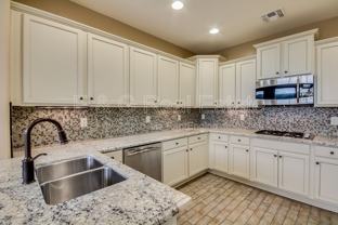 9111 W Meadow Dr - Photo 1 of 1