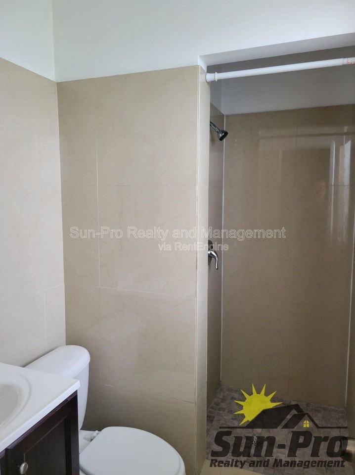 1065 N Atlantic Ave #8 - Photo 4 of 6