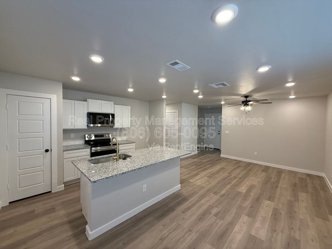 8328 24th St - Photo 4 of 11