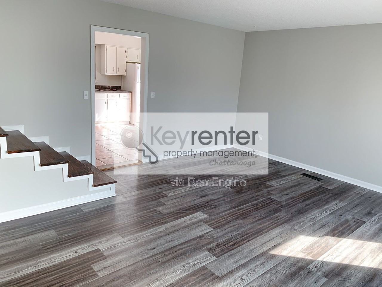 4652 Cary Ln - Photo 2 of 20