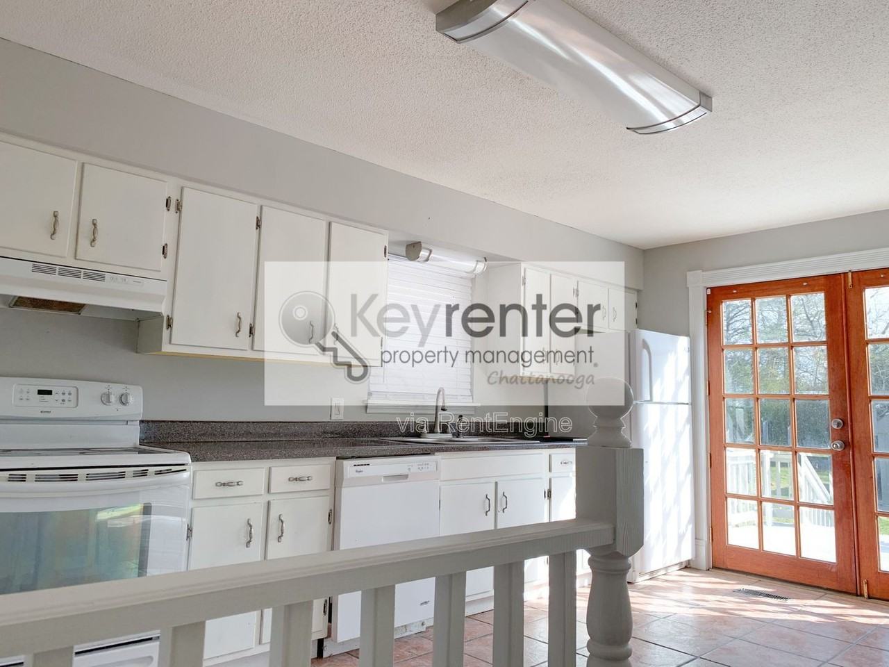 4652 Cary Ln - Photo 7 of 20