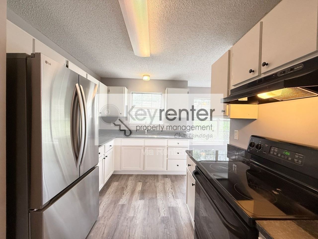 208 Cliftview Dr - Photo 4 of 13