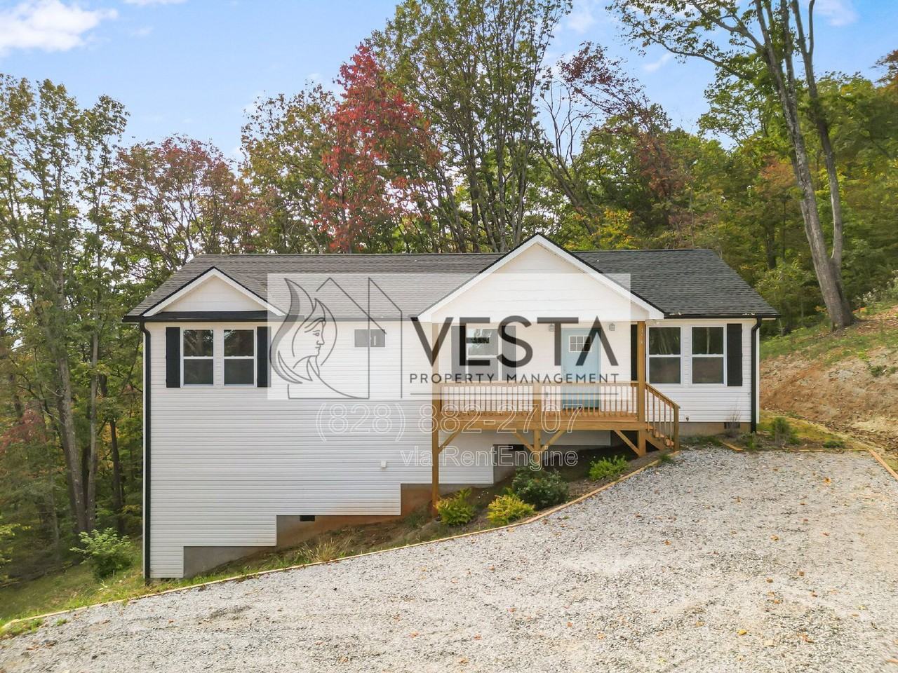 376 Hague Dr - Photo 3 of 30