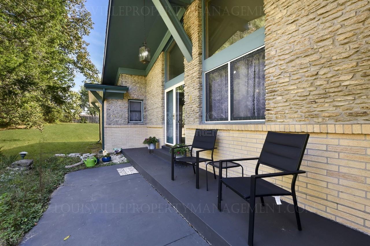 6220 Applegate Ln - Photo 2 of 23