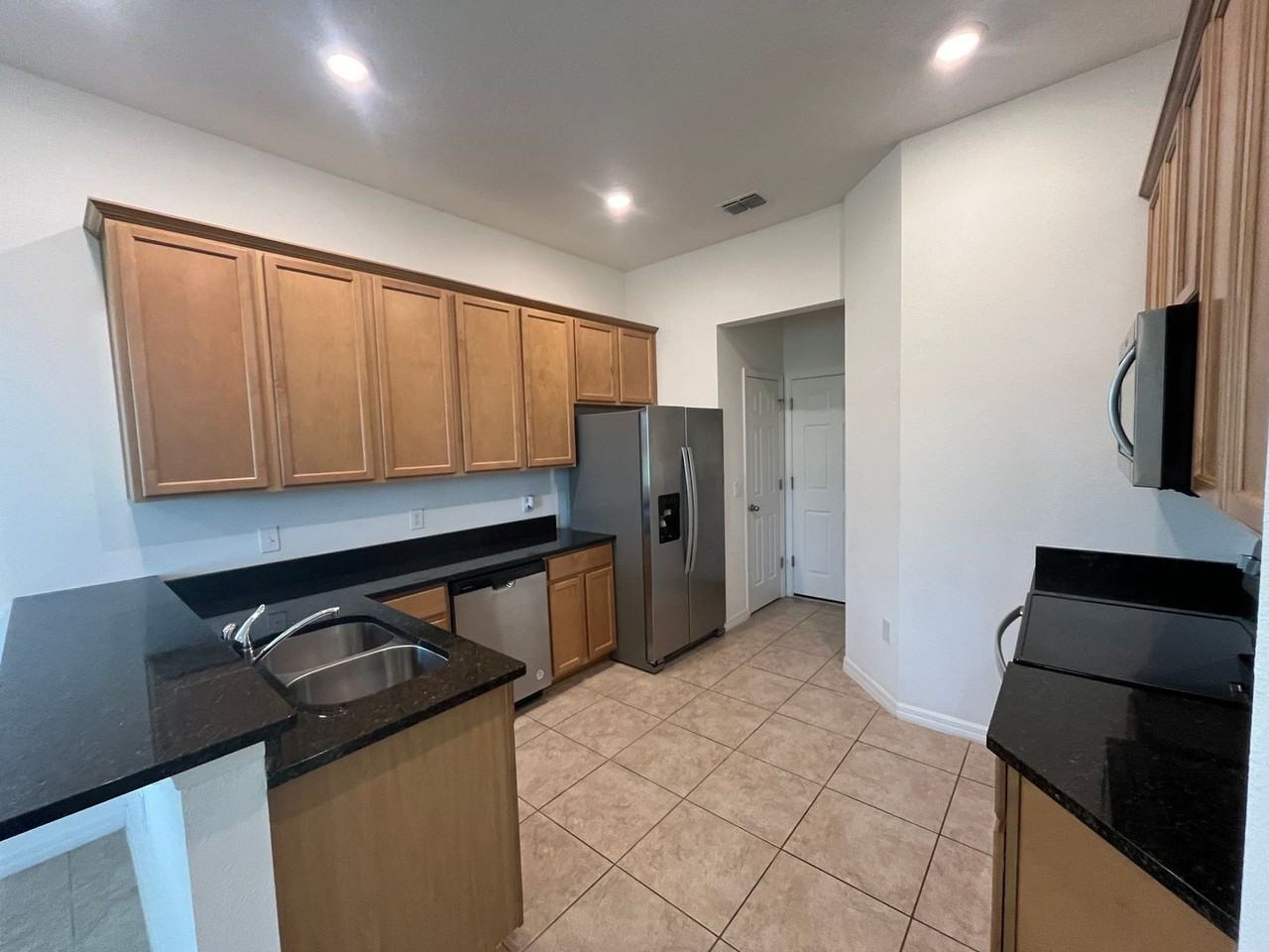 15114 Stuttgart Aly - Photo 7 of 24