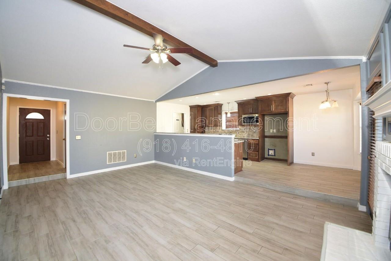 1312 W South Park St - Photo 6 of 23