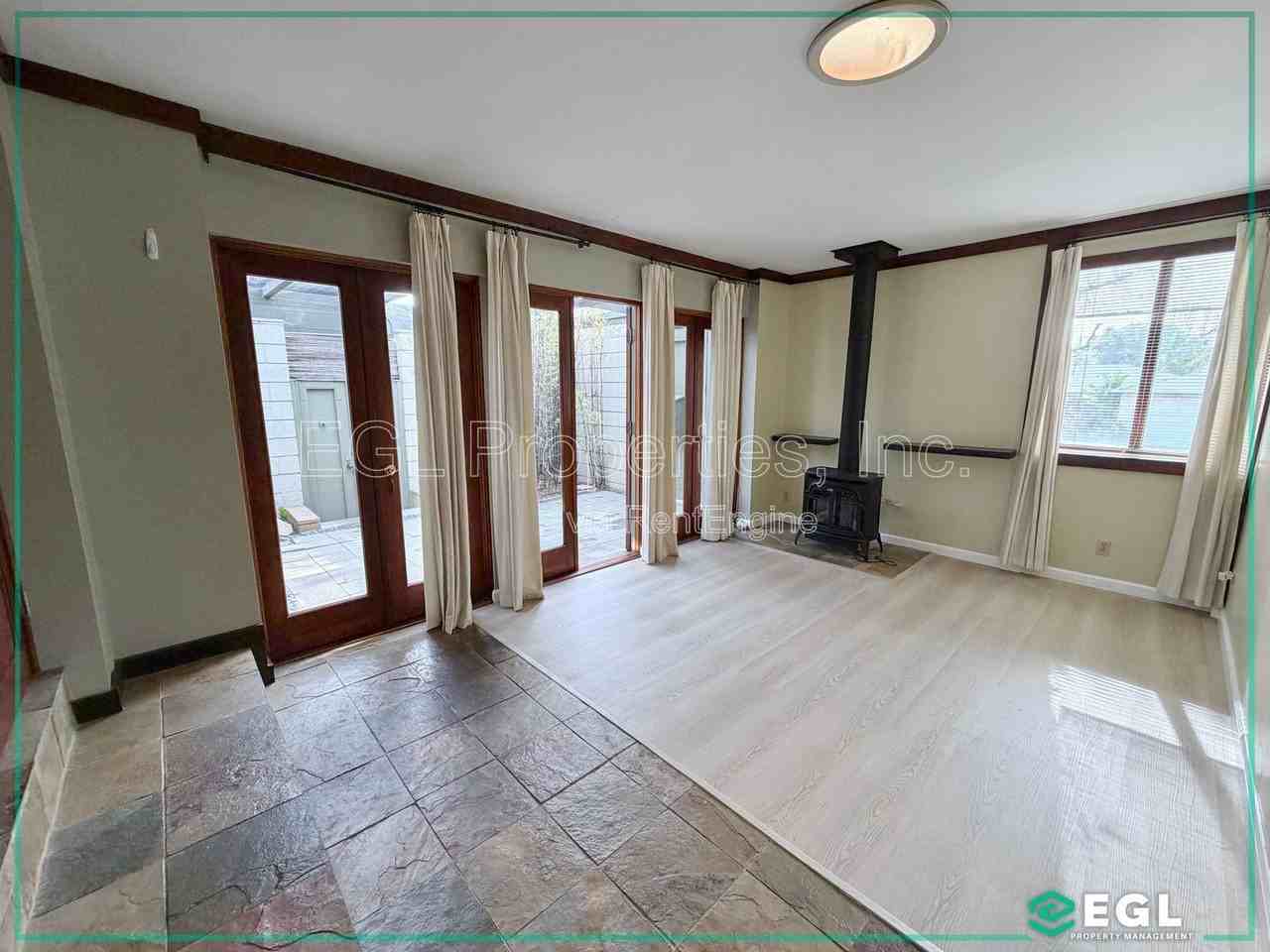 7601 Kittyhawk Ave - Photo 5 of 28