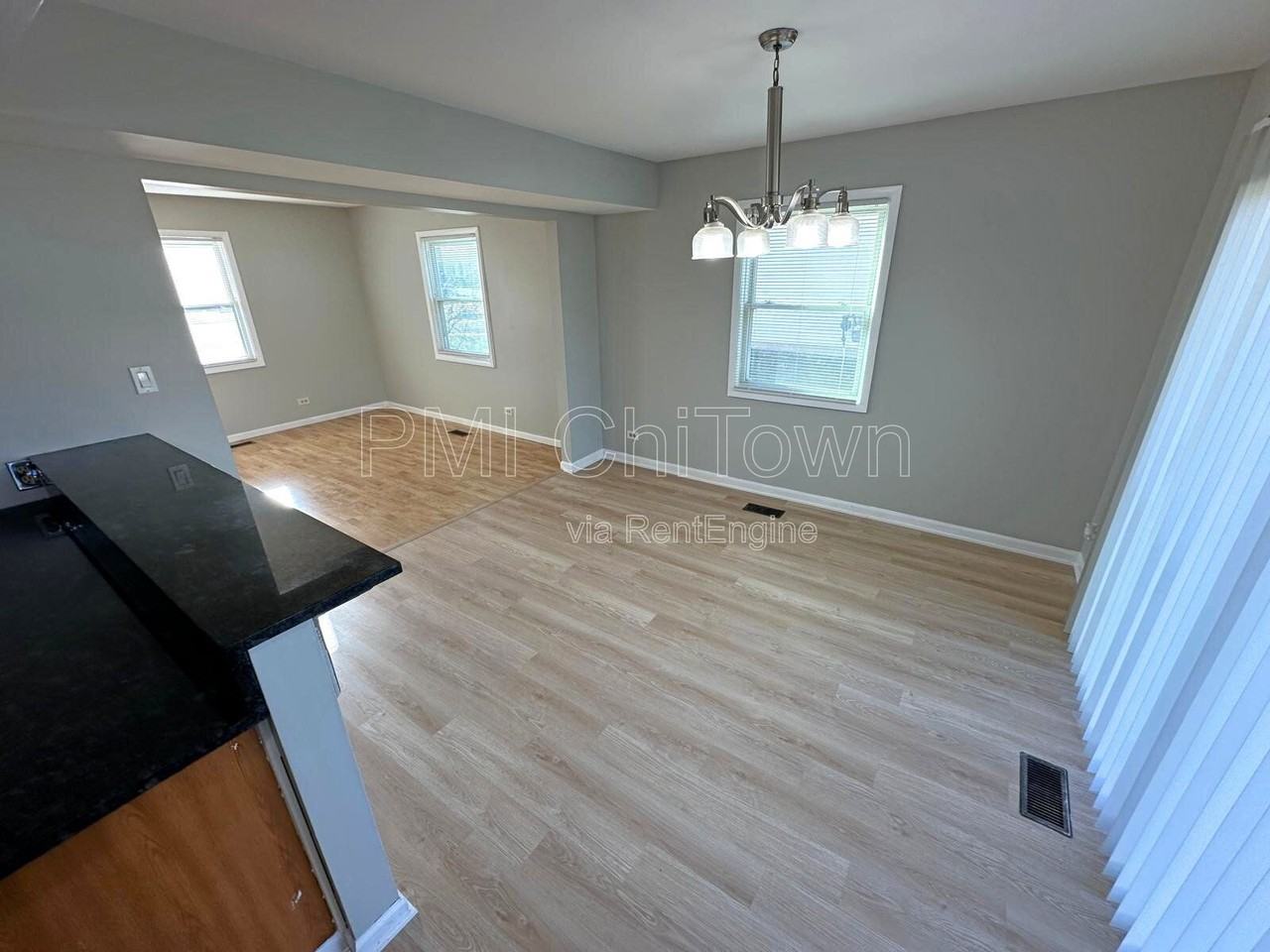 908 Parker Dr - Photo 7 of 19