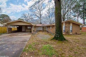 featured image of 702 S Elizabeth St