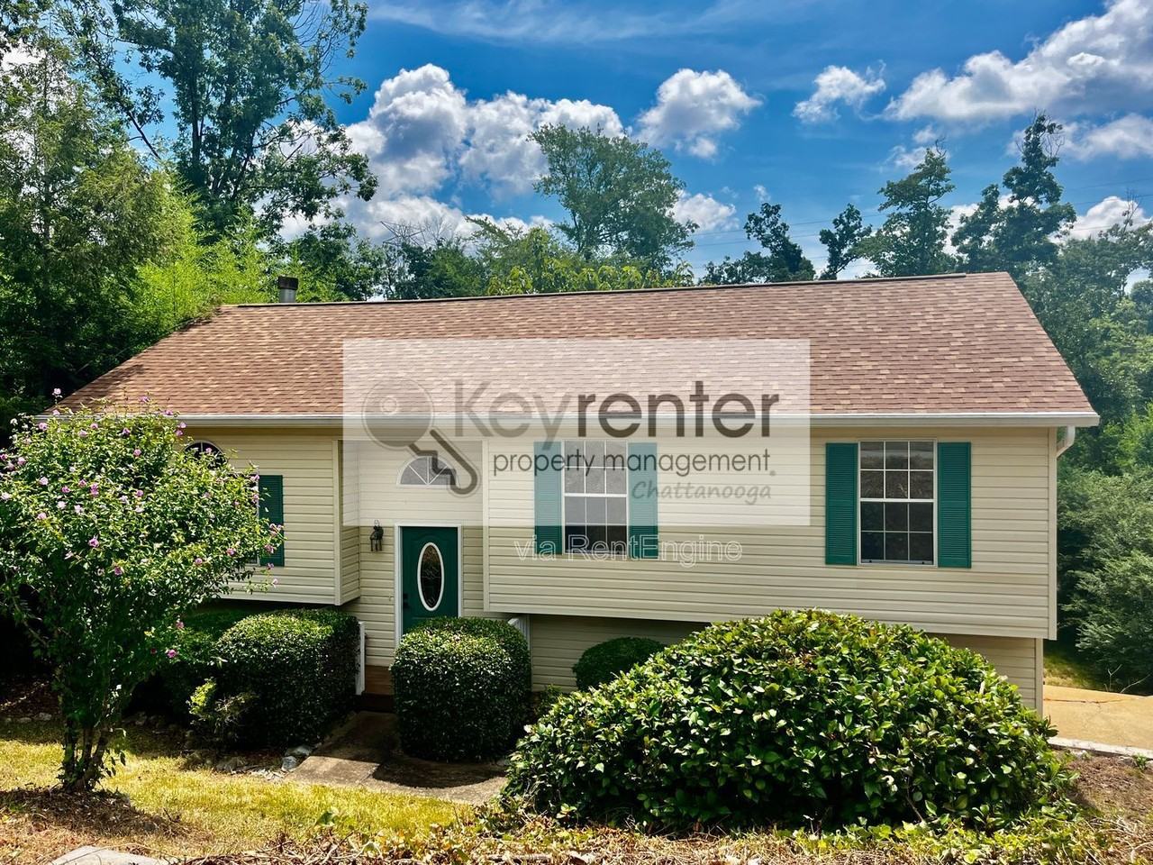 4108 Lost Oaks Dr - Photo 2 of 17