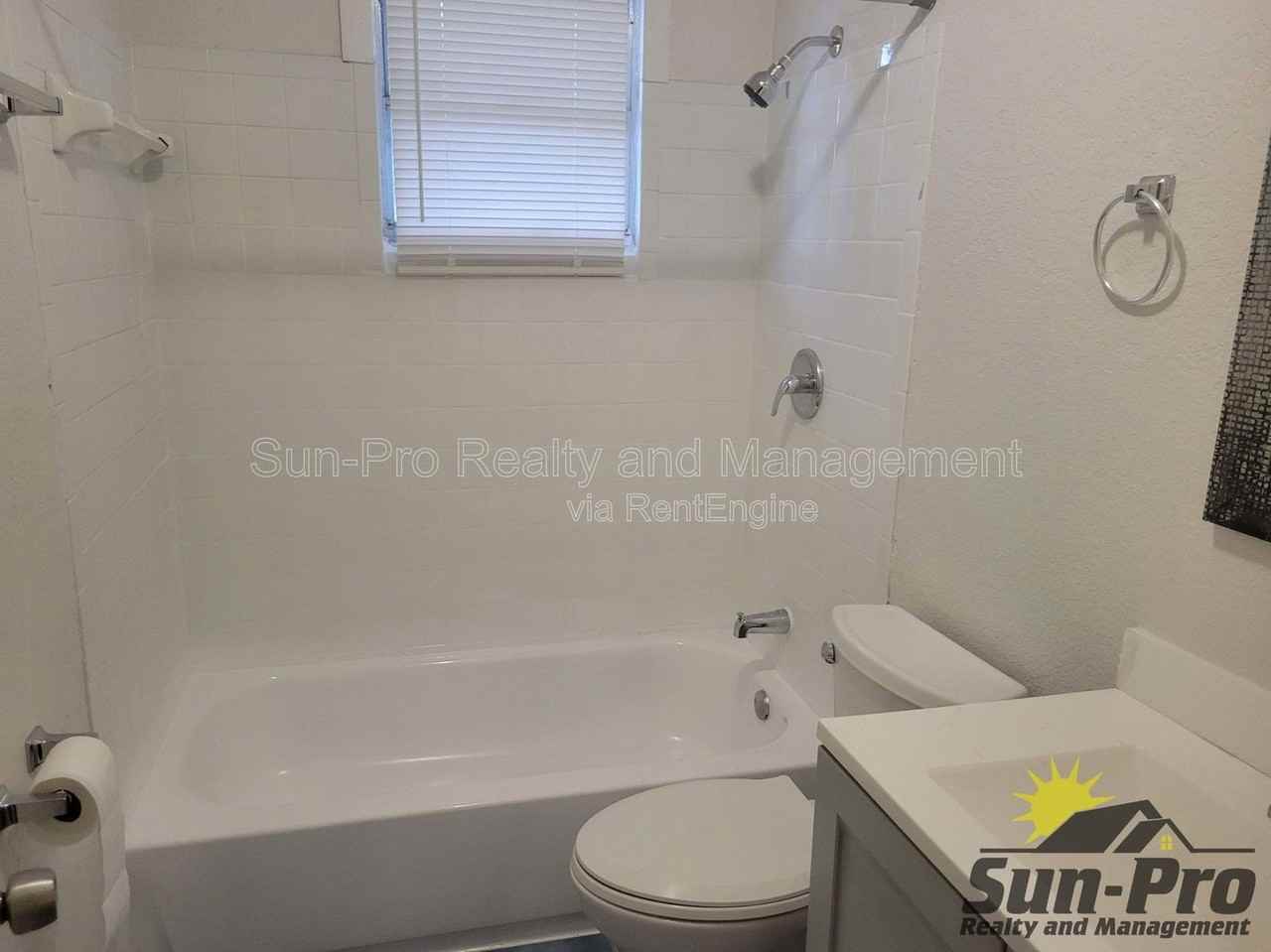 708 Georgia St #5 - Photo 7 of 11