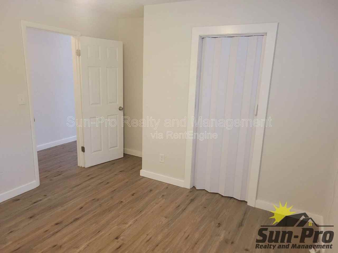 708 Georgia St #5 - Photo 7 of 10