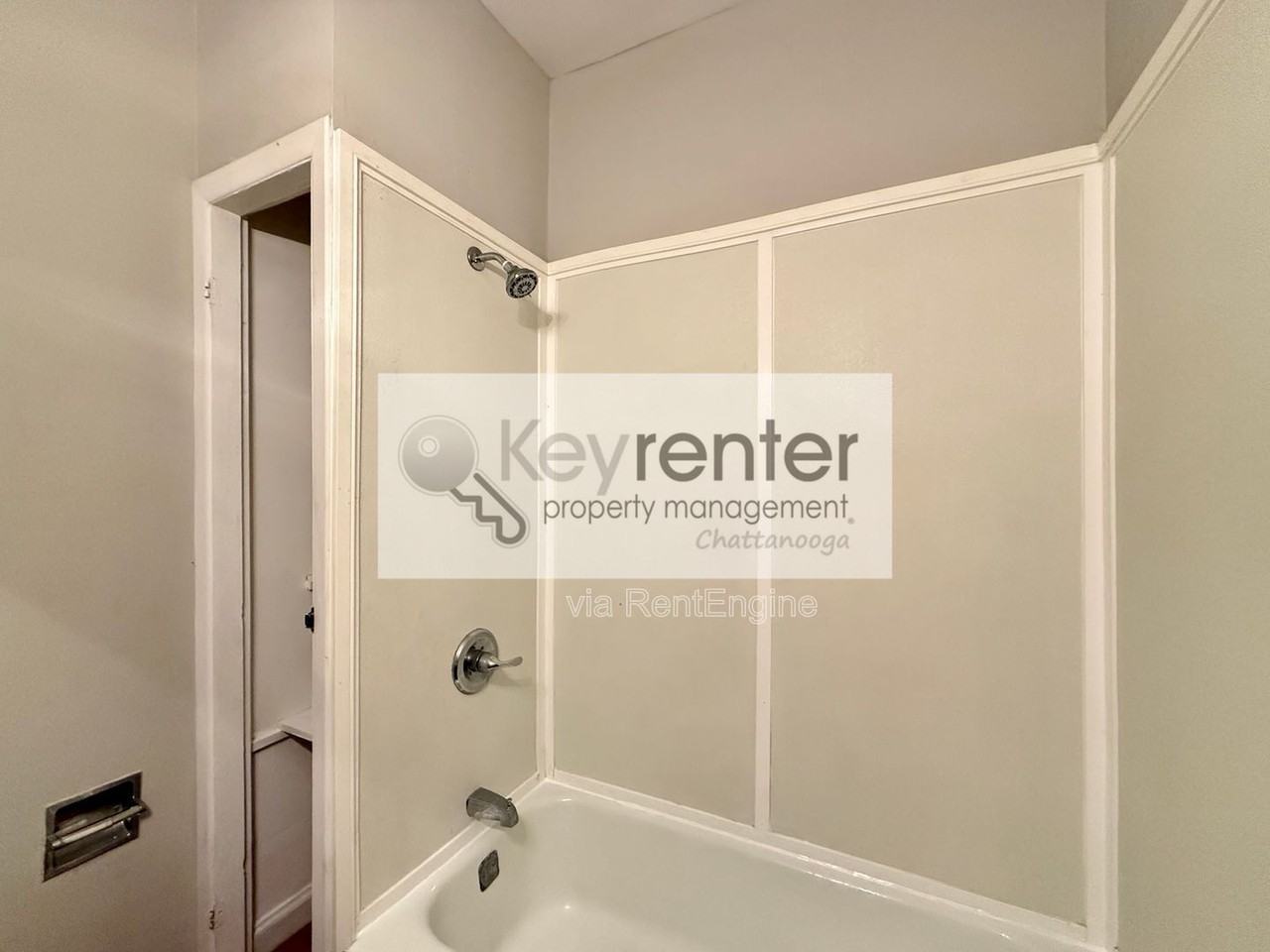 112 S Seminole Dr #A - Photo 5 of 8