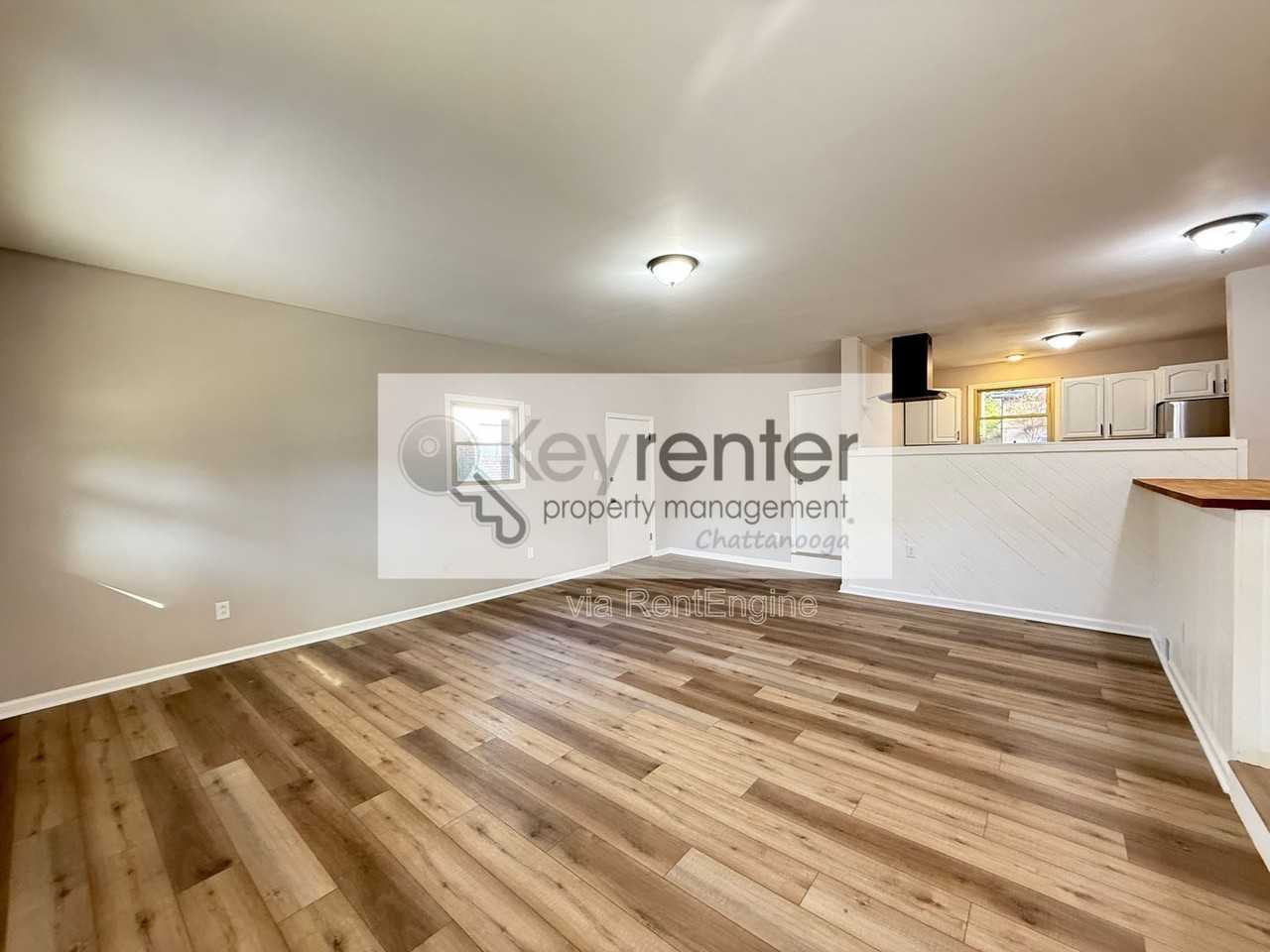 4573 Tricia Dr - Photo 3 of 18