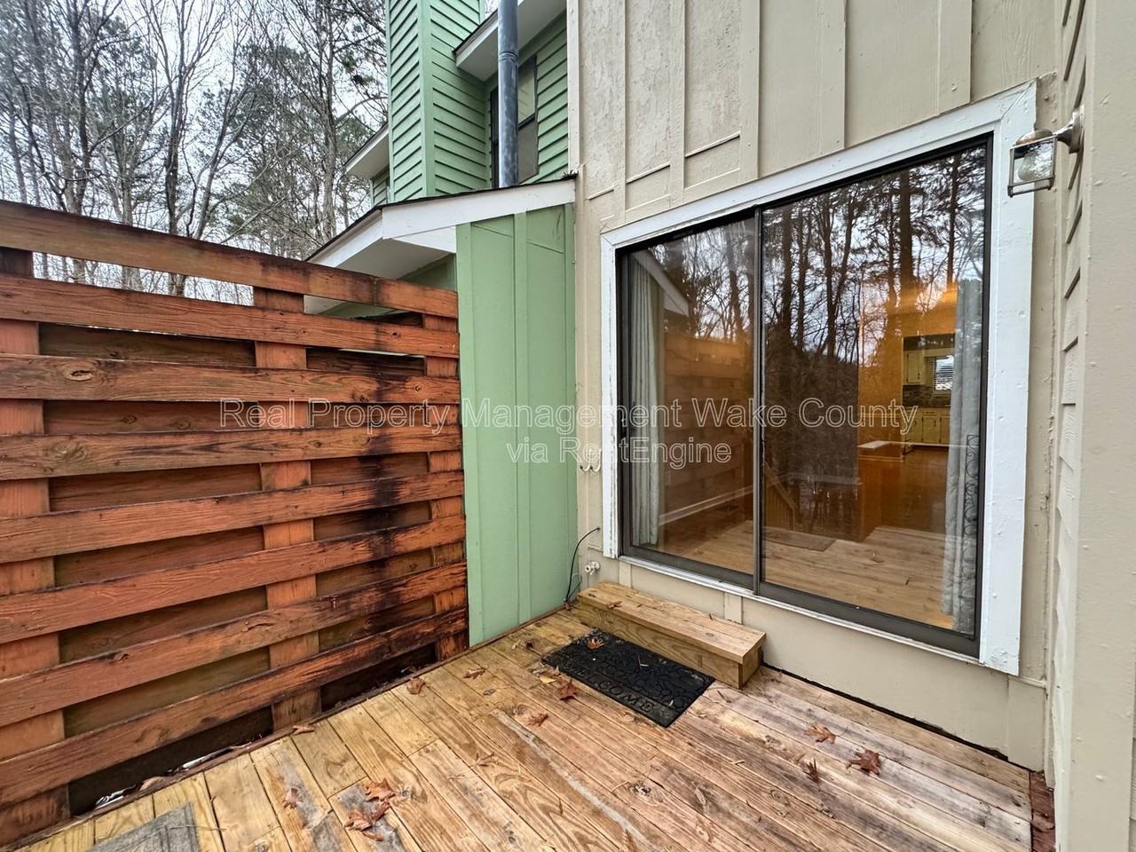 5754 Pool Side Dr - Photo 2 of 33